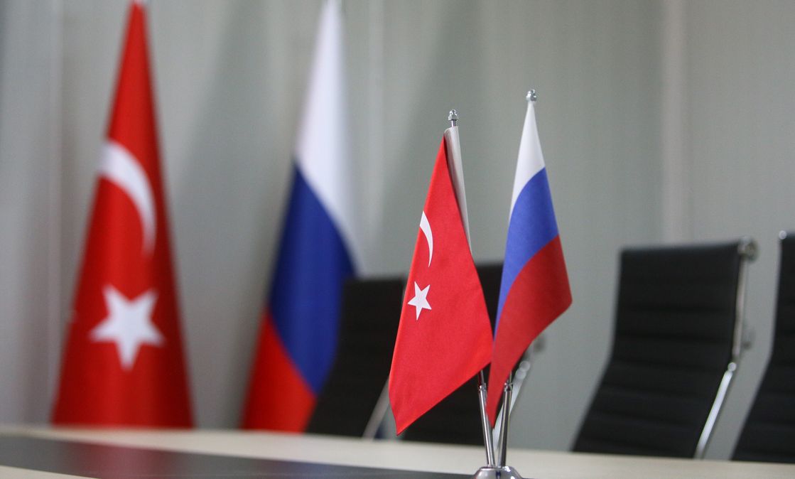 Flags of Russia and Turkey