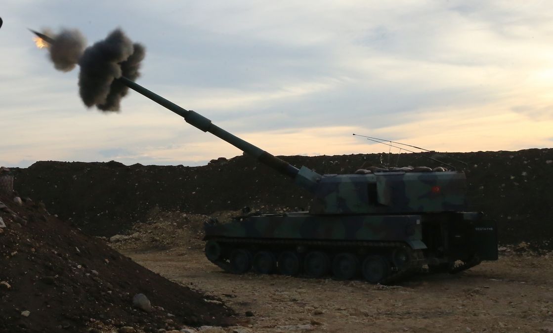Raketenangriff türkischer Grenztruppen auf die PKK am 21. November 2022 in Gaziantep, Türkei.