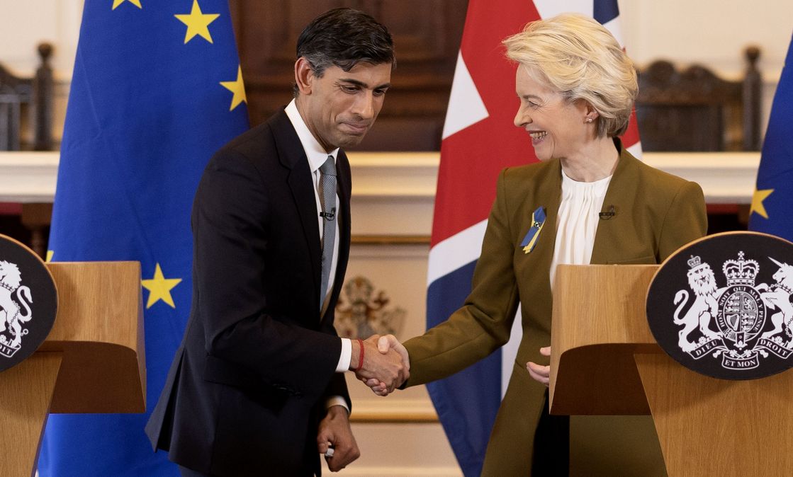 Der britische Premierminister Rishi Sunak und EU-Kommissionspräsidentin Ursula von der Leyen während einer Pressekonferenz in Windsor, Berkshire, im Februar 2023