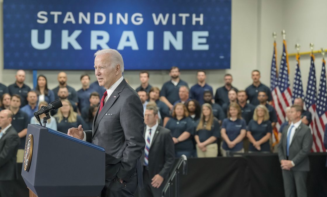 US-Präsident Joe Biden beim Besuch einer Fabrik von Lockheed Martin in Troy, Alabama