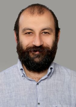 Dr. Salim Çevik
