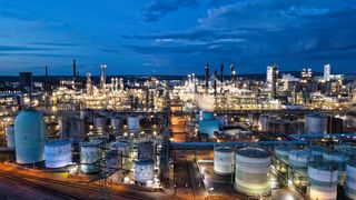 Chemical park OQ Chemicals in Oberhausen with a CCU plant for the capture and treatment of CO2