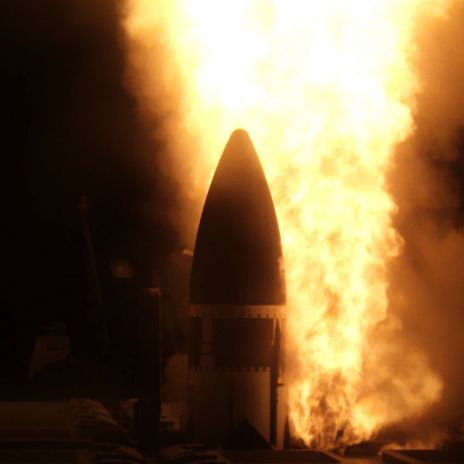 Test der US Missile Defense Agency im Seegebiet vor Hawaii mit dem Abwehrflugkörper SM-3 Block 2A gegen ballistische Raketen