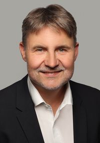 Axel Tscherniak