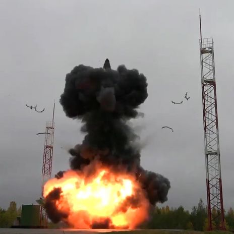 Abschuss einer russischen ballistischen Interkontinentalrakete bei einem Test in Plesetsk